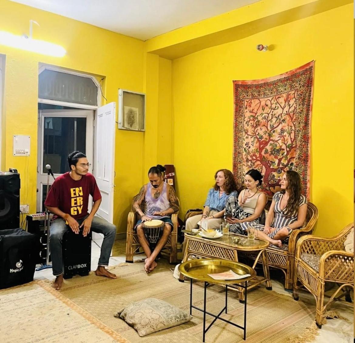 Art Bliss Hostel Rishikesh Exterior photo