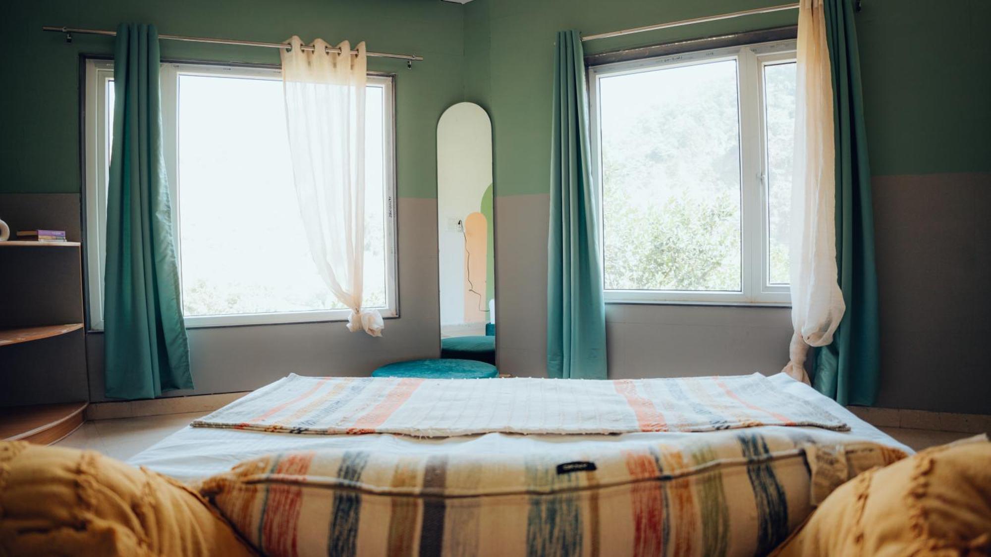 Art Bliss Hostel Rishikesh Exterior photo