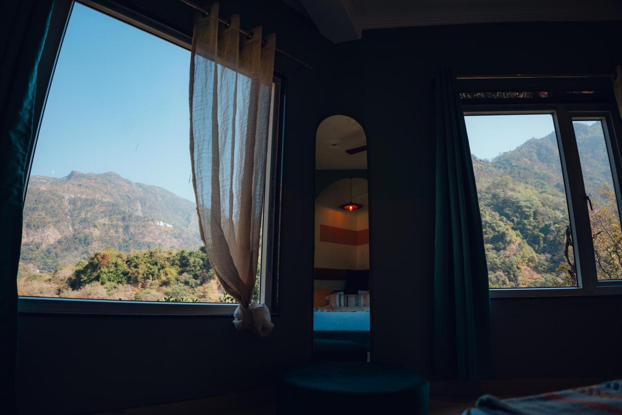 Art Bliss Hostel Rishikesh Exterior photo