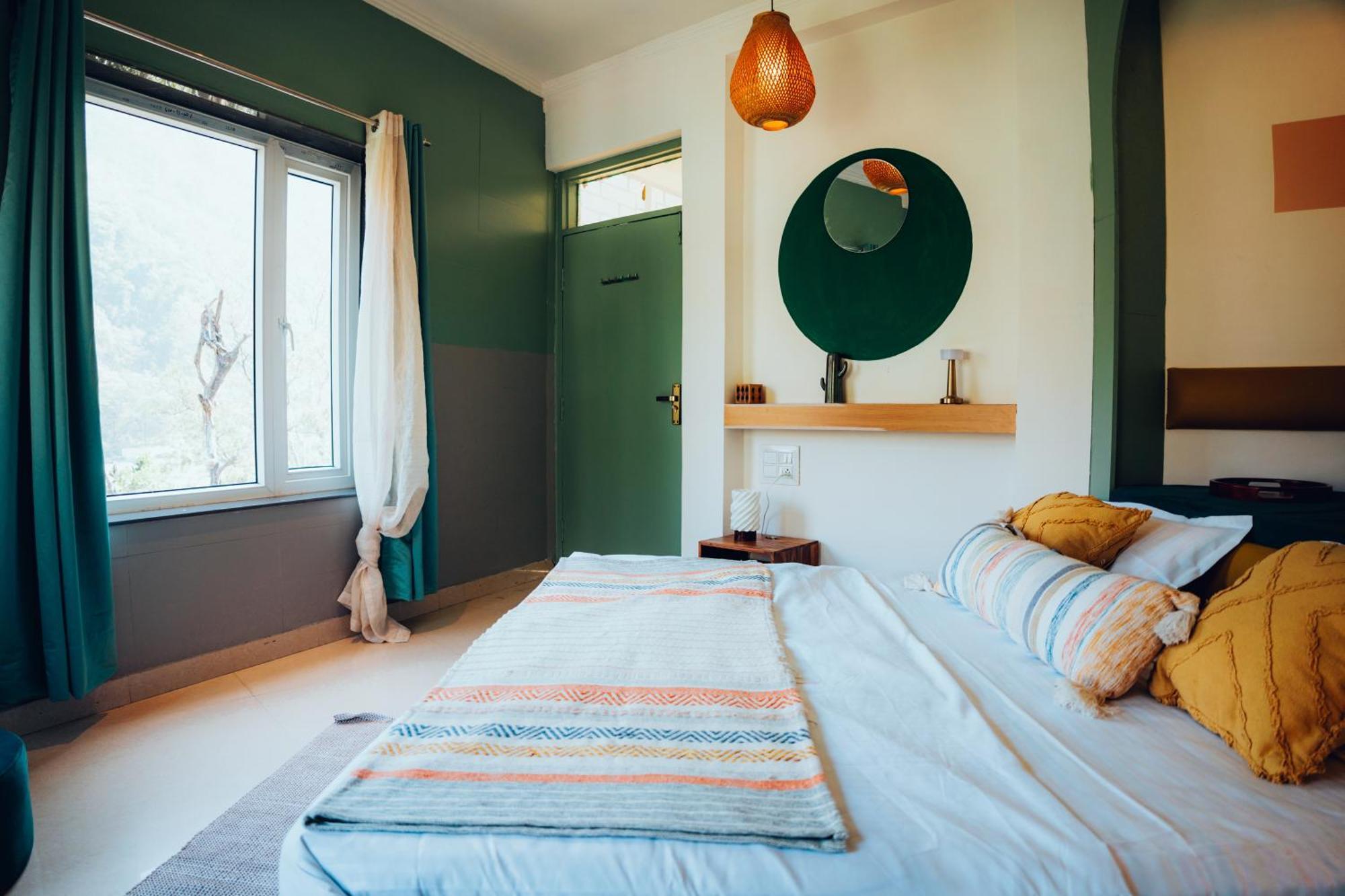 Art Bliss Hostel Rishikesh Exterior photo