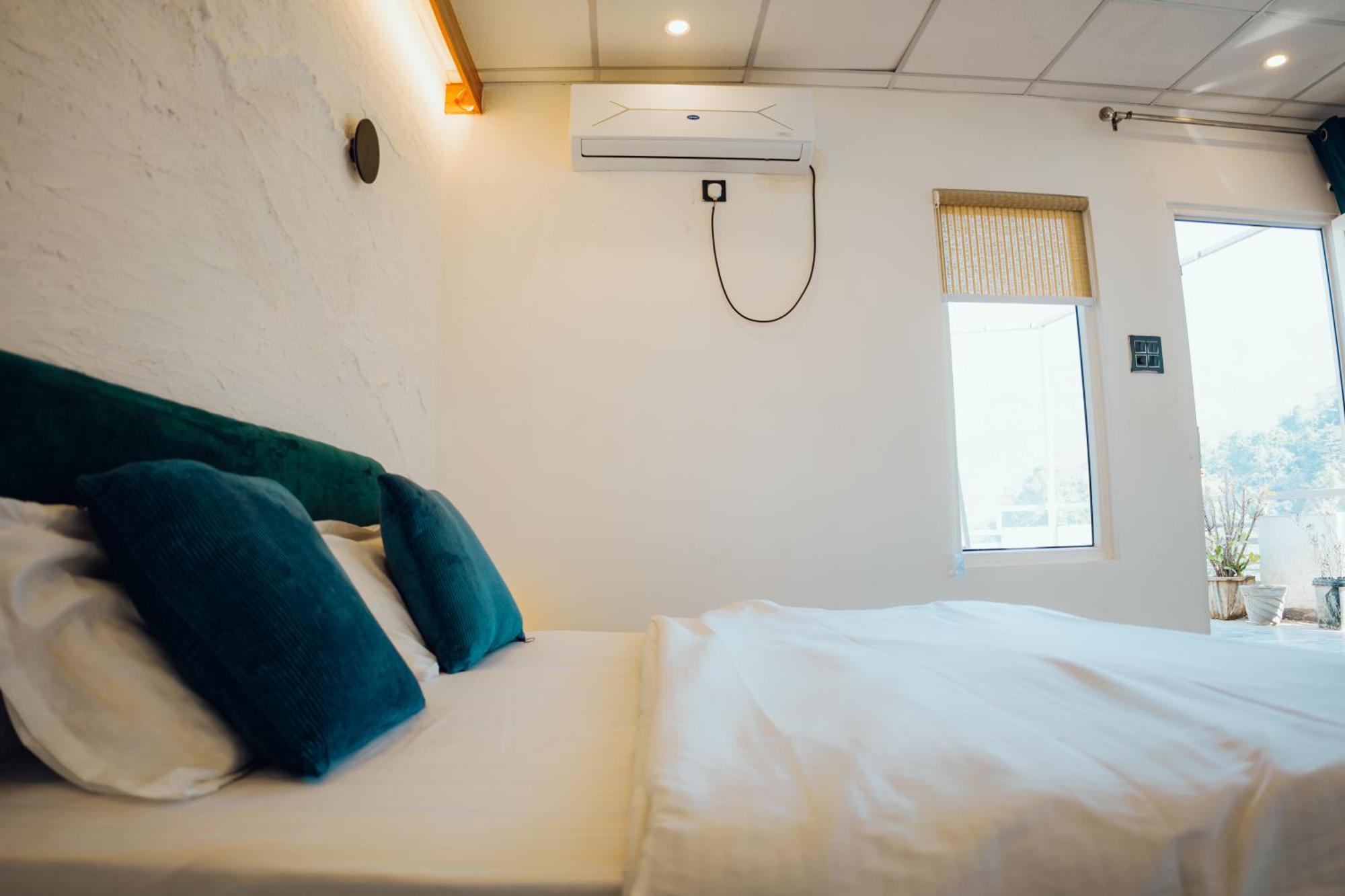Art Bliss Hostel Rishikesh Exterior photo
